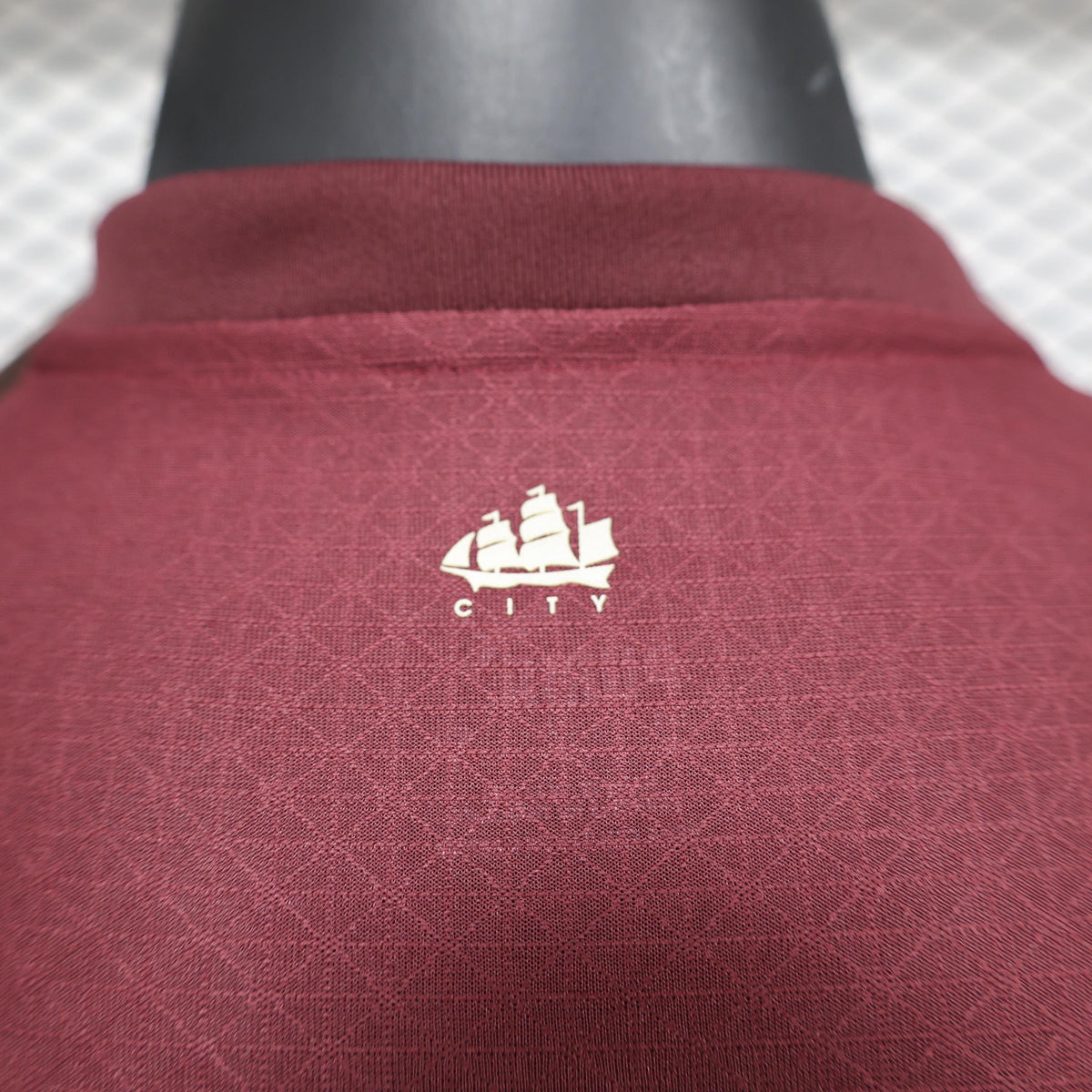 CAMISOLA MANCHESTER CITY III 24-25 HOMEM (VERSÃO JOGADOR)