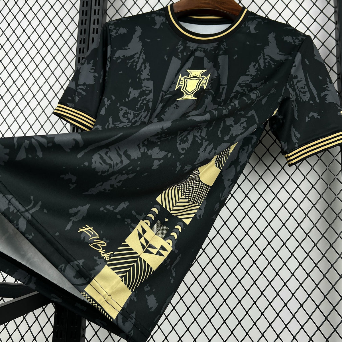 CAMISOLA PORTUGAL EDIÇÃO ESPECIAL CR7 26/27 - HOMEM