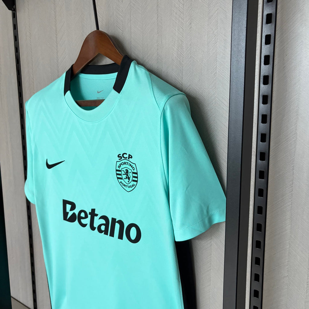 CAMISOLA SPORTING CP ALTERNATIVA III 25/26 - HOMEM